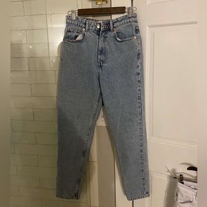 Blue Zara straight leg jeans